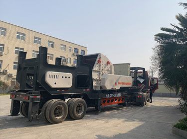 時(shí)產(chǎn)200噸建筑垃圾破碎移動(dòng)站發(fā)往廣州佛山