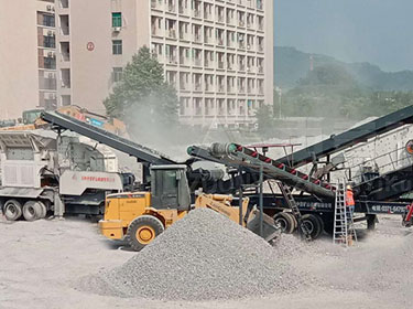 江蘇南通美通引進(jìn)鄭州中意YPS200型移動(dòng)式建筑垃圾破碎站