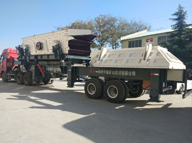 云南昆明孺子牛環(huán)保公司YPS200型移動(dòng)式建筑垃圾破碎站